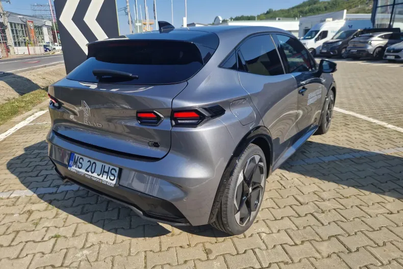 Renault Clio din 2026 cu 1.466 km - oferta REN242172 - foto 8