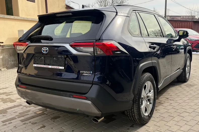 Toyota RAV4 din 2021 cu 145.200 km - oferta TOY242176 - foto 4