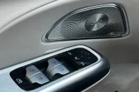 Mercedes-Benz E 200 (Clasa E) din 2025 cu 11.248 km - oferta MER242178 - foto 20