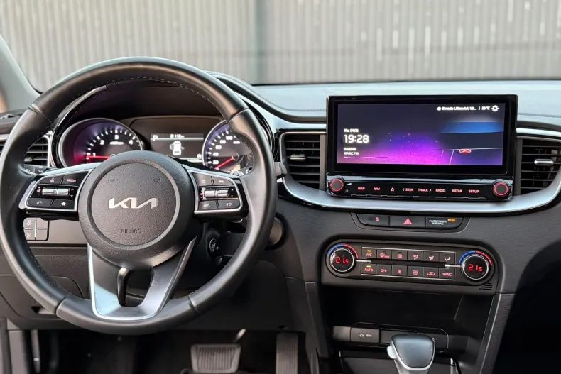 Kia Ceed din 2023 cu 145.300 km - oferta KIA242180 - foto 11