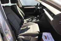 Volkswagen Passat din 2022 cu 72.631 km - oferta VOL242182 - foto 16