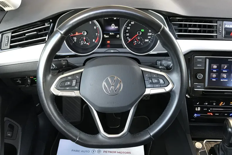Volkswagen Passat din 2022 cu 72.631 km - oferta VOL242182 - foto 17