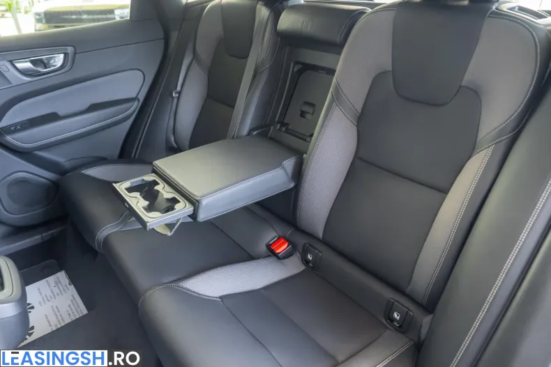 Volvo XC60 din 2022 cu 138.000 km - oferta VOL242183 - foto 23