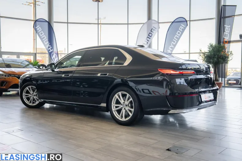 BMW 740d (Seria 7) din 2024 cu 91.247 km - oferta BMW242184 - foto 14