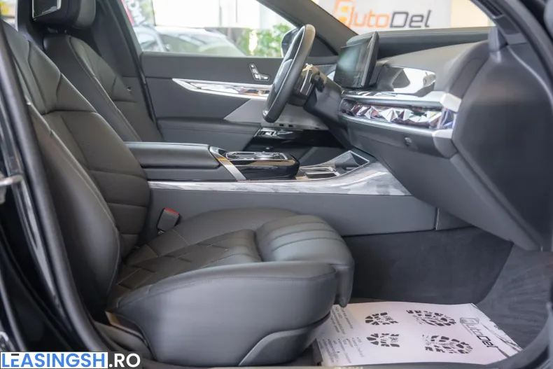 BMW 740d (Seria 7) din 2024 cu 91.247 km - oferta BMW242184 - foto 18