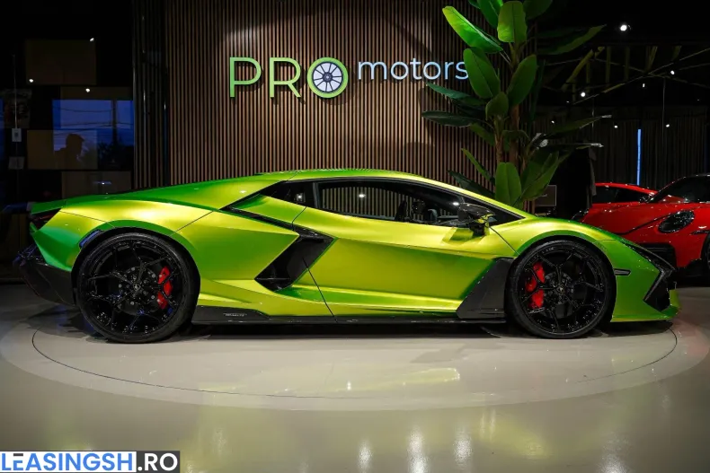 Lamborghini Revuelto din 2024 cu 2.404 km - oferta LAM242187 - foto 4