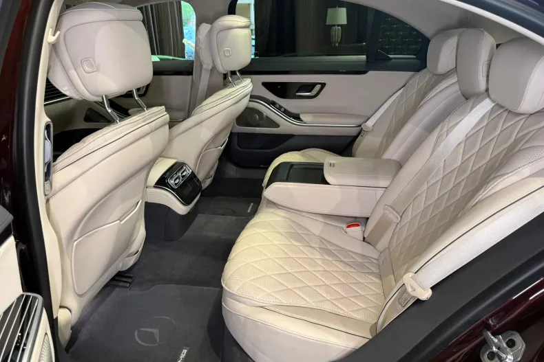 Mercedes-Benz S 580 (Clasa S) din 2024 cu 18.000 km - oferta MER242199 - foto 21