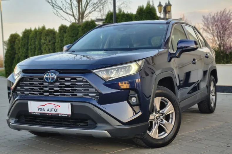 Toyota RAV4 din 2022 cu 140.901 km - oferta TOY242200 - foto 1