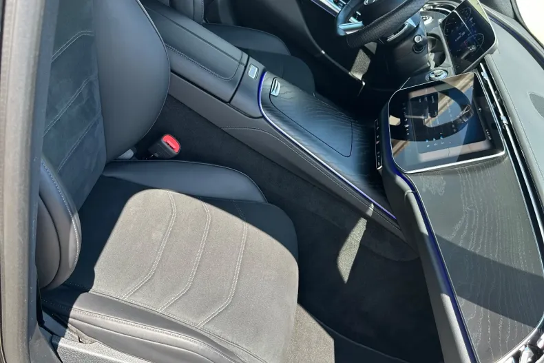 Mercedes-Benz E 220 (Clasa E) din 2024 cu 72.000 km - oferta MER242202 - foto 24