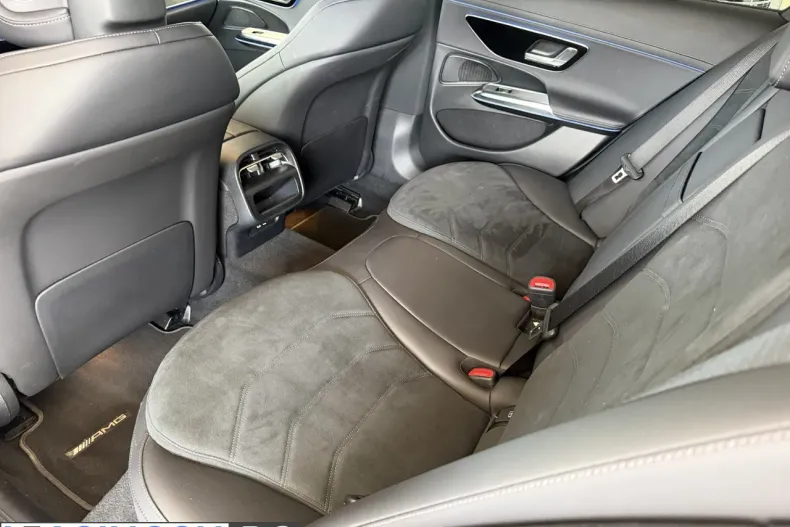 Mercedes-Benz E 200 (Clasa E) din 2025 cu 30.047 km - oferta MER242203 - foto 9