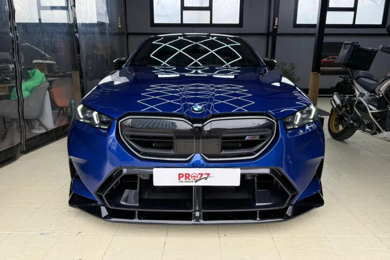 BMW M5 (Seria 5) din 2025 cu 30.000 km - oferta BMW242209 - foto 2