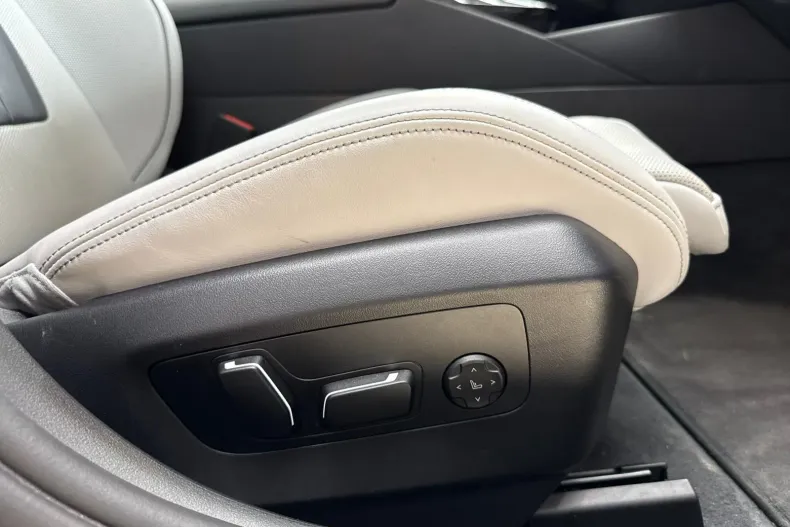 BMW M5 (Seria 5) din 2025 cu 30.000 km - oferta BMW242209 - foto 40