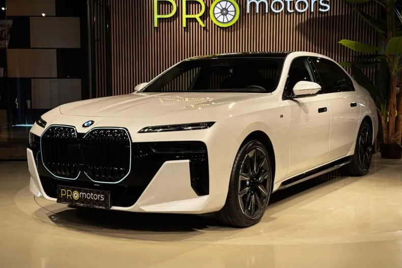 BMW 740d (Seria 7) din 2025 cu 20.000 km - oferta BMW242212 - foto 1