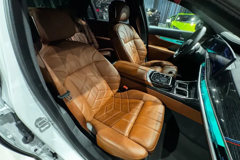 BMW 740d (Seria 7) din 2025 cu 20.000 km - oferta BMW242212 - foto 15