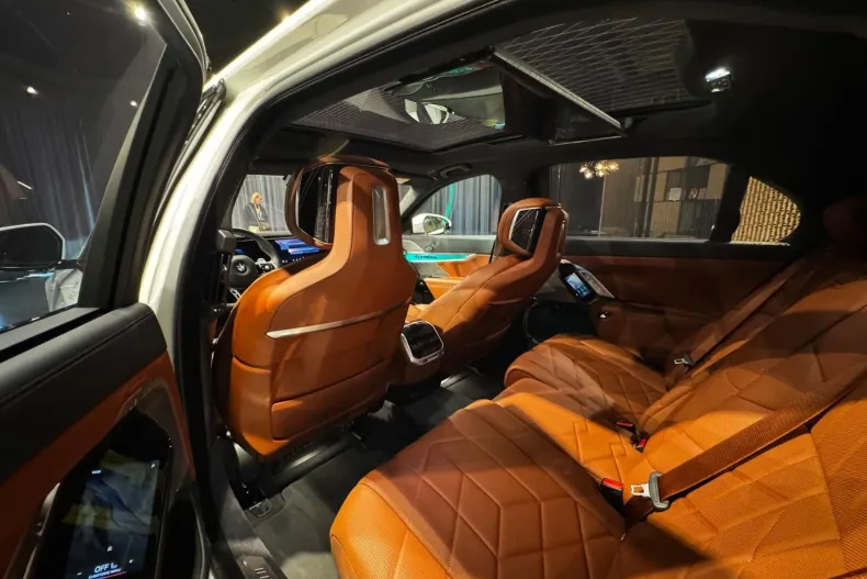 BMW 740d (Seria 7) din 2025 cu 20.000 km - oferta BMW242212 - foto 21