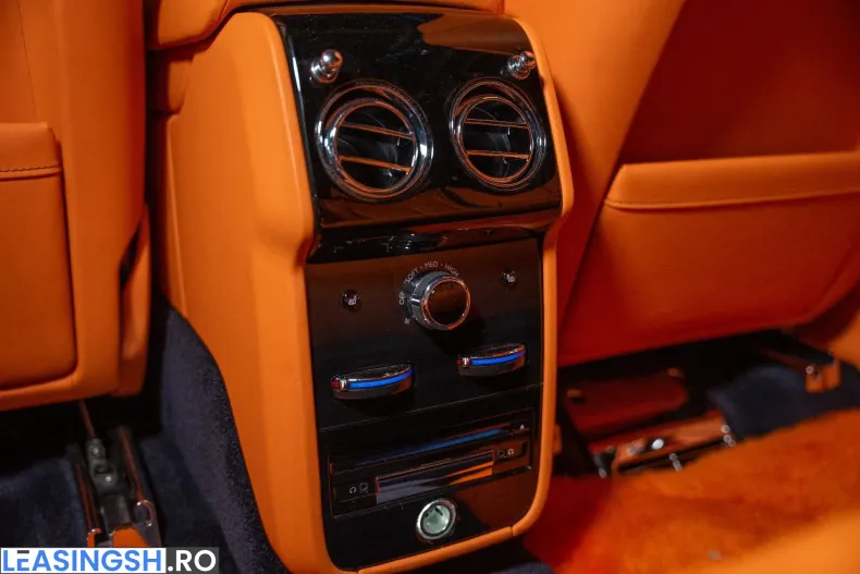 Rolls-Royce Cullinan din 2020 cu 81.200 km - oferta ROL242213 - foto 16
