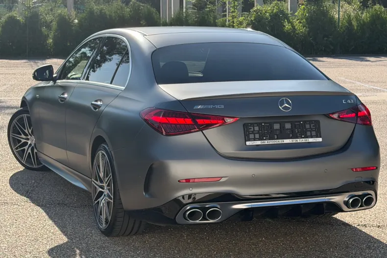 Mercedes-Benz C 43 AMG (Clasa C) din 2022 cu 11.200 km - oferta MER242216 - foto 11