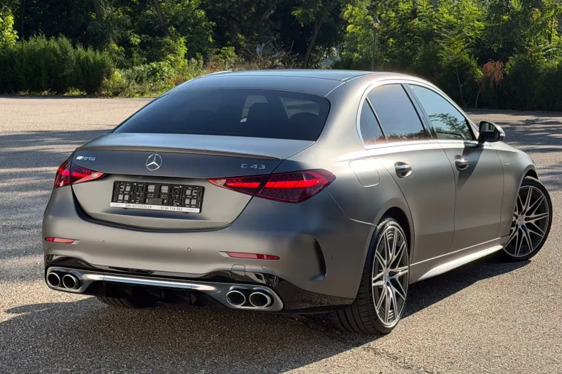 Mercedes-Benz C 43 AMG (Clasa C) din 2022 cu 11.200 km - oferta MER242216 - foto 13