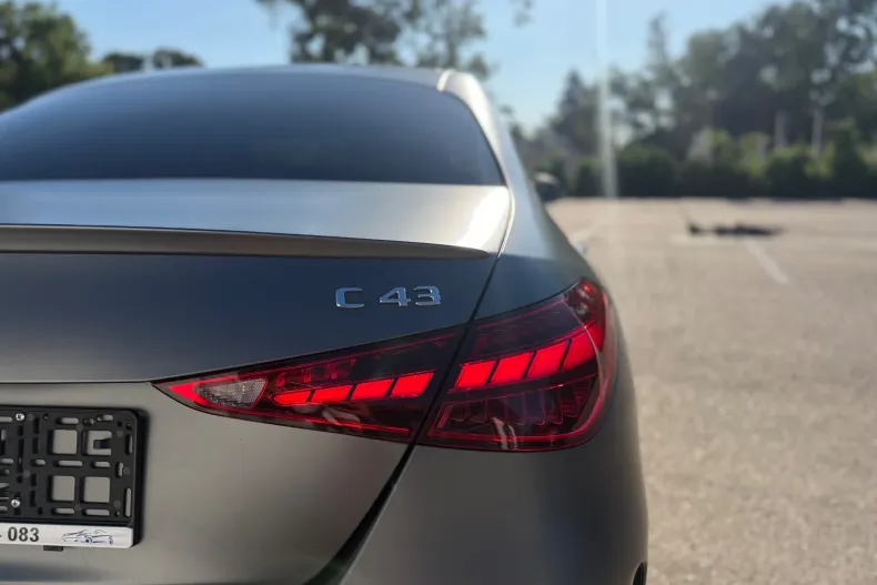 Mercedes-Benz C 43 AMG (Clasa C) din 2022 cu 11.200 km - oferta MER242216 - foto 15