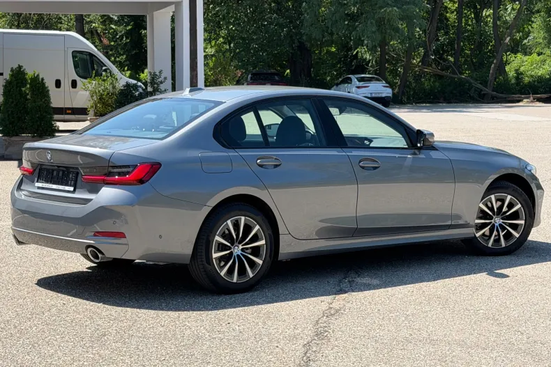 BMW 320i (Seria 3) din 2024 cu 65.800 km - oferta BMW242217 - foto 5