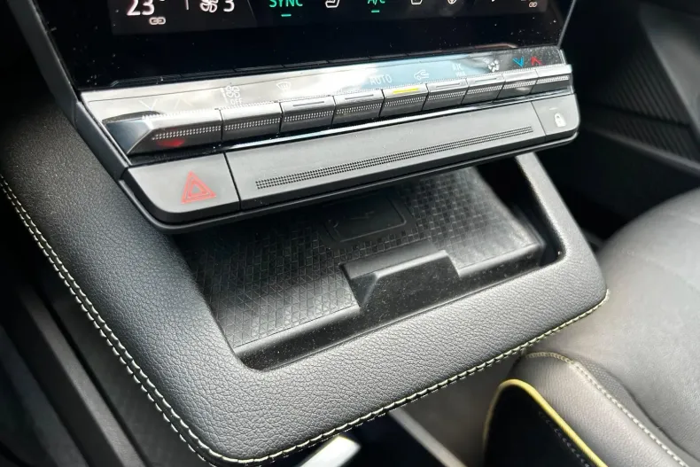 Renault Megane din 2022 cu 18.295 km - oferta REN242219 - foto 21