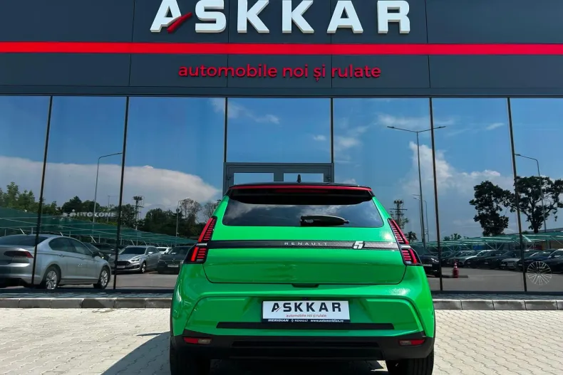 Renault 5 din 2025 cu 683 km - oferta REN242220 - foto 9