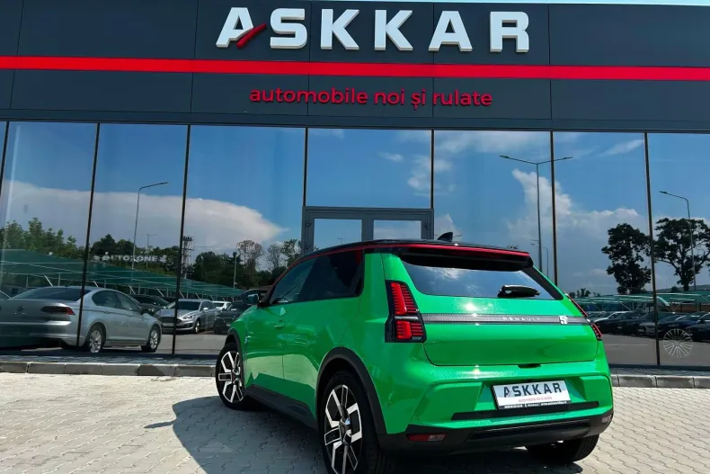 Renault 5 din 2025 cu 683 km - oferta REN242220 - foto 10
