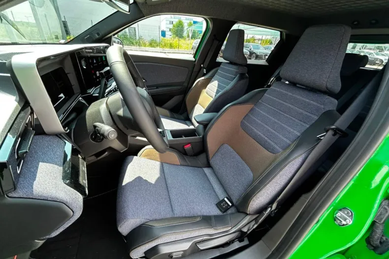 Renault 5 din 2025 cu 683 km - oferta REN242220 - foto 13