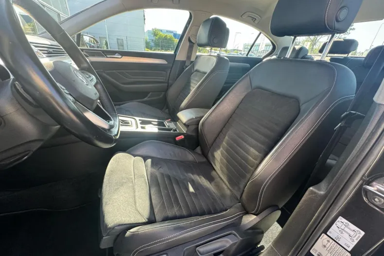 Volkswagen Passat din 2020 cu 90.906 km - oferta VOL242221 - foto 3