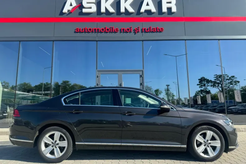 Volkswagen Passat din 2020 cu 90.906 km - oferta VOL242221 - foto 14