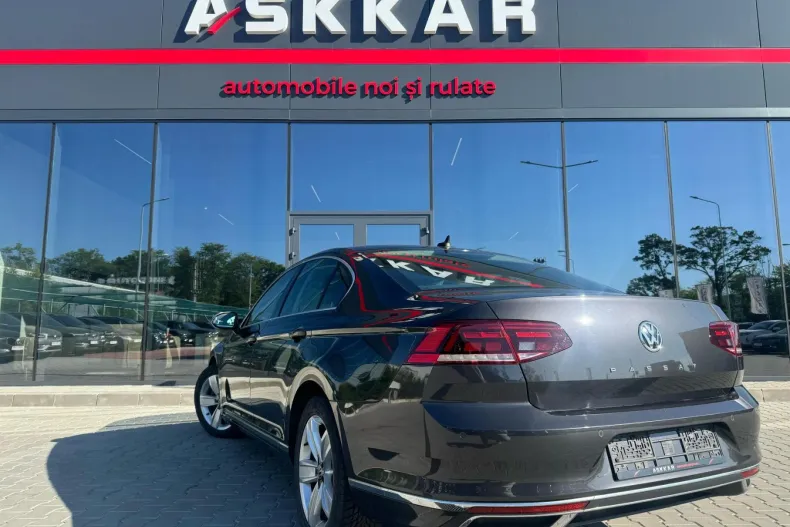 Volkswagen Passat din 2020 cu 90.906 km - oferta VOL242221 - foto 18