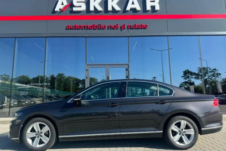 Volkswagen Passat din 2020 cu 90.906 km - oferta VOL242221 - foto 19