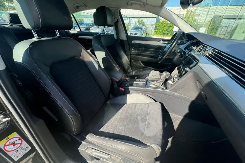 Volkswagen Passat din 2020 cu 90.906 km - oferta VOL242221 - foto 20