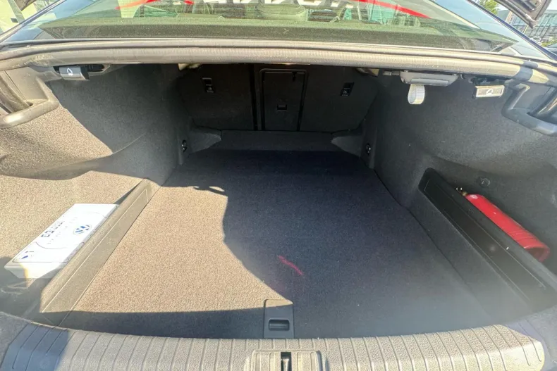 Volkswagen Passat din 2020 cu 90.906 km - oferta VOL242221 - foto 34