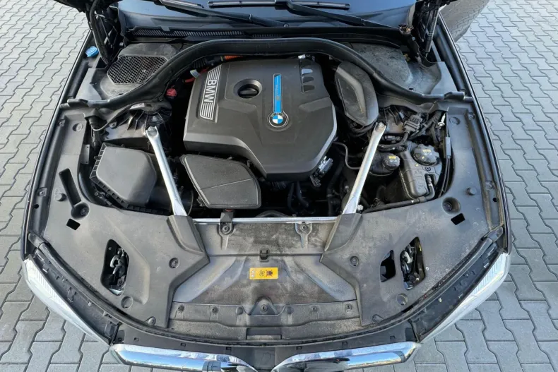 BMW 530e (Seria 5) din 2020 cu 64.835 km - oferta BMW242223 - foto 30