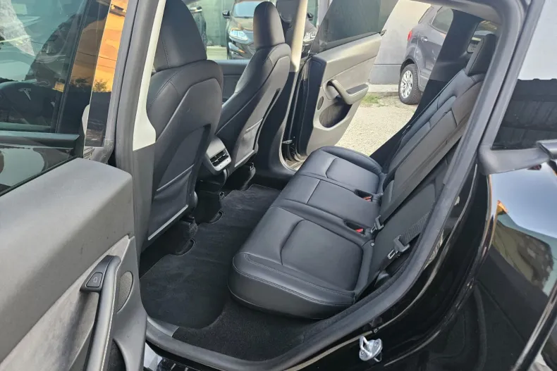 Tesla Model Y din 2023 cu 73.600 km - oferta TES242244 - foto 12
