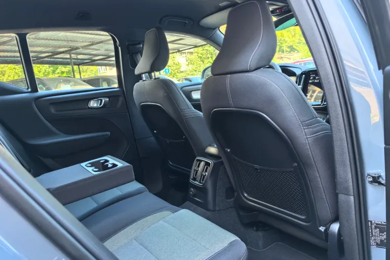 Volvo XC40 din 2022 cu 130.500 km - oferta VOL242245 - foto 13