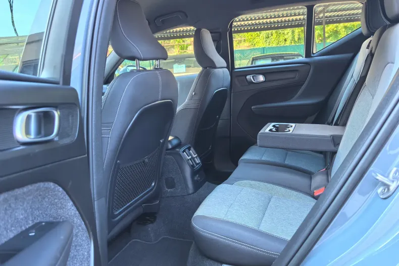 Volvo XC40 din 2022 cu 130.500 km - oferta VOL242245 - foto 14