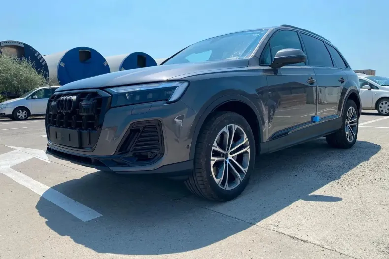 Audi Q7 din 2024 cu 10 km - oferta AUD242261 - foto 1
