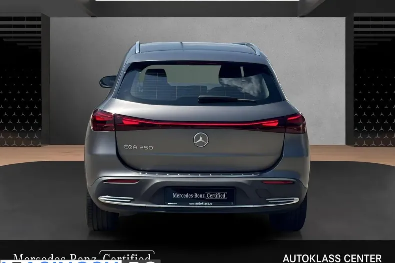 Mercedes-Benz EQA (Clasa GLA) din 2023 cu 21.753 km - oferta MER242262 - foto 4