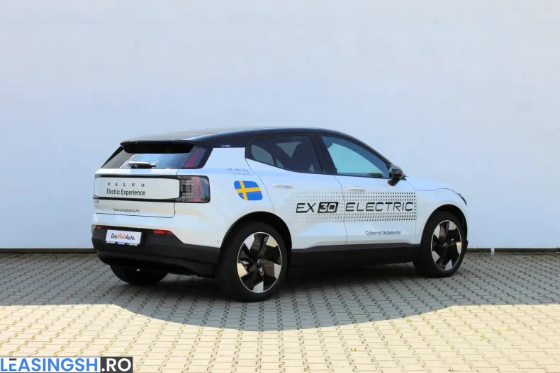 Volvo EX30 din 2024 cu 3.300 km - oferta VOL242264 - foto 24