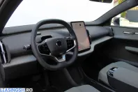 Volvo EX30 din 2024 cu 3.300 km - oferta VOL242264 - foto 30