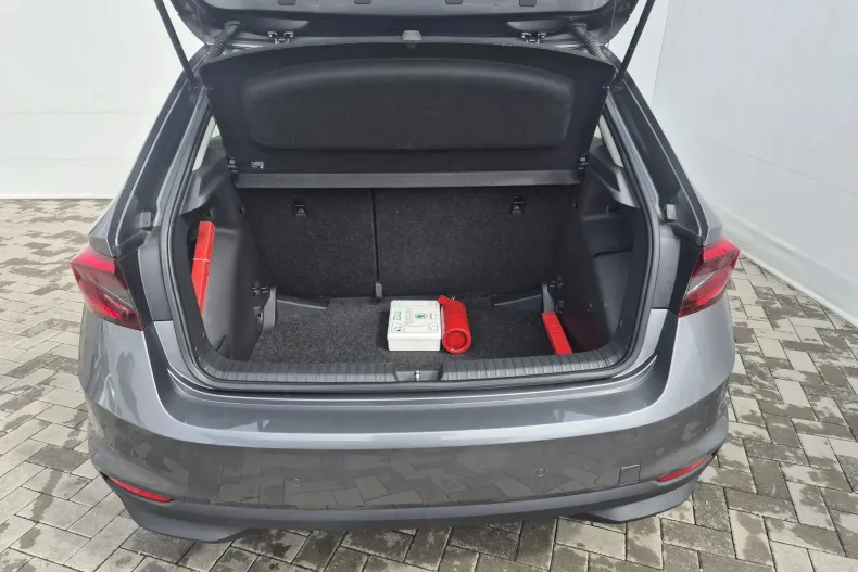 Skoda Fabia din 2023 cu 52.336 km - oferta SKO242270 - foto 25