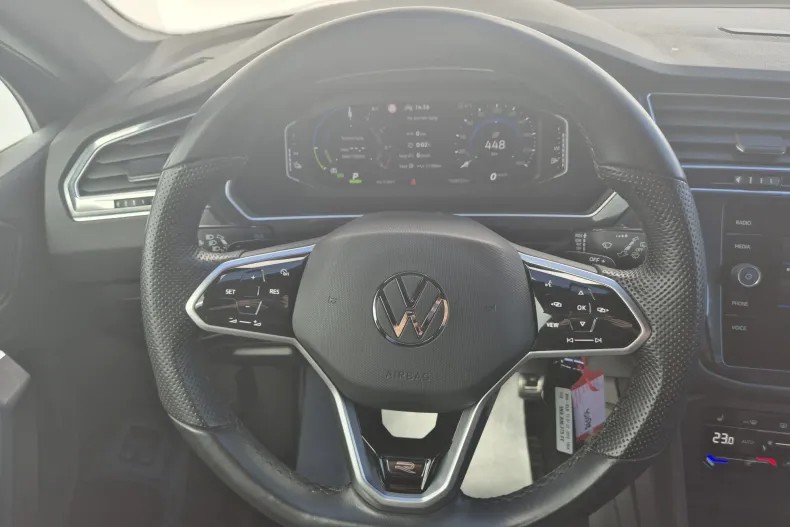 Volkswagen Tiguan din 2022 cu 150.851 km - oferta VOL242273 - foto 15
