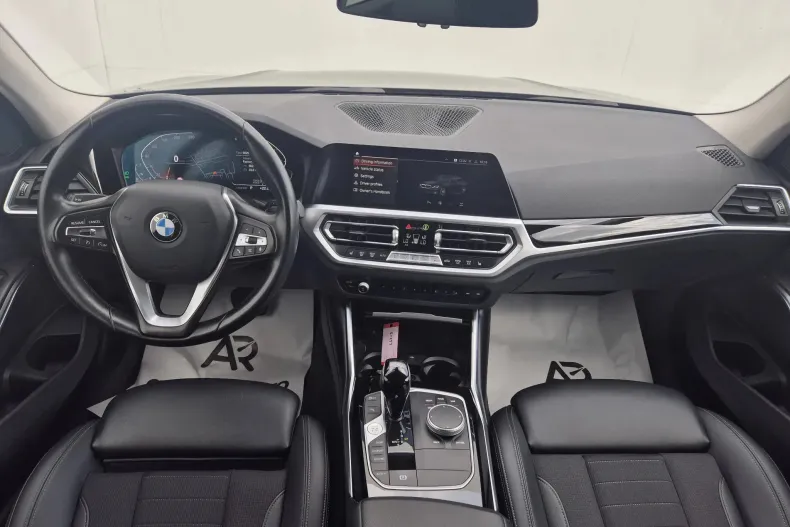 BMW 330d (Seria 3) din 2021 cu 66.296 km - oferta BMW242278 - foto 13