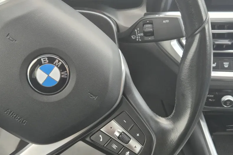 BMW 330d (Seria 3) din 2021 cu 66.296 km - oferta BMW242278 - foto 17