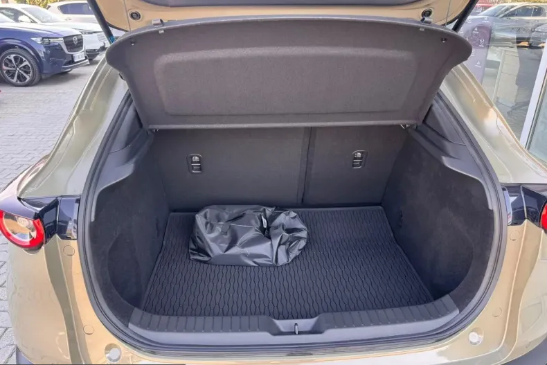 Mazda CX-30 din 2025 cu 953 km - oferta MAZ242290 - foto 8