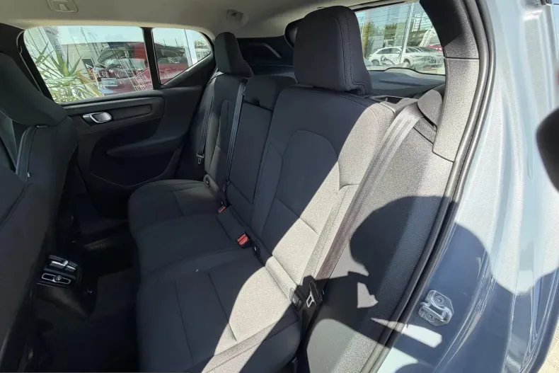 Volvo XC40 din 2020 cu 79.393 km - oferta VOL242292 - foto 14