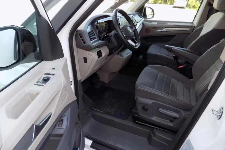 Volkswagen Multivan din 2026 cu 14.997 km - oferta VOL242305 - foto 9