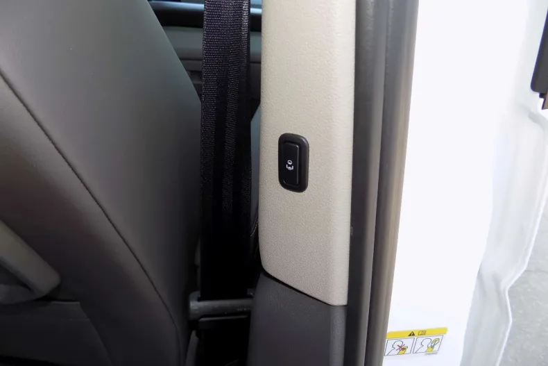 Volkswagen Multivan din 2026 cu 14.997 km - oferta VOL242305 - foto 25